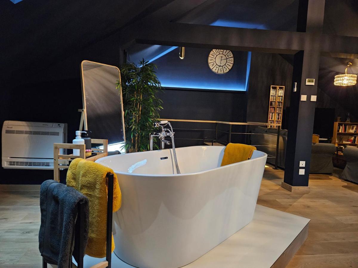 L'Alcove De Ide Hotel Bouillon Bagian luar foto
