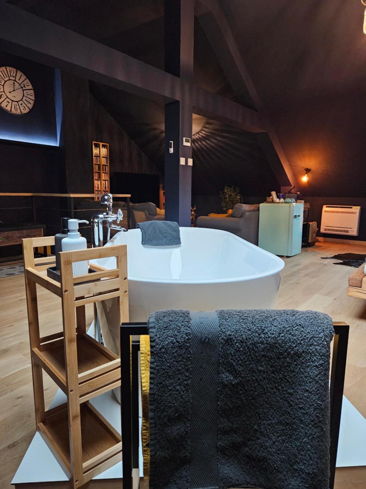 L'Alcove De Ide Hotel Bouillon Bagian luar foto