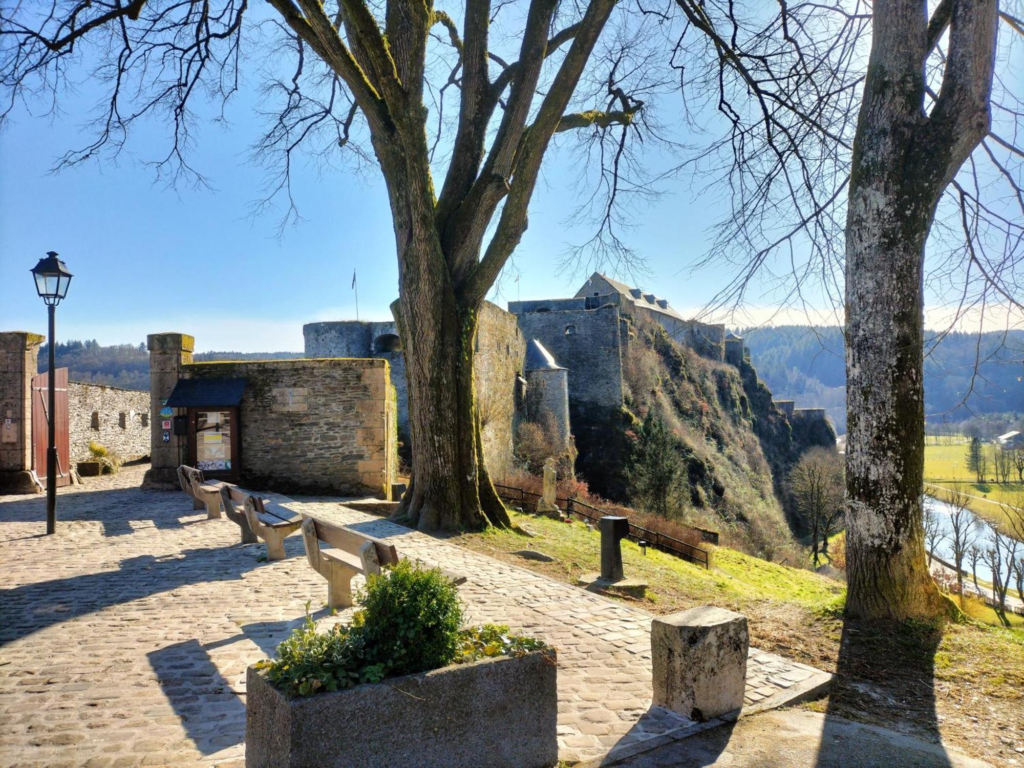 L'Alcove De Ide Hotel Bouillon Bagian luar foto